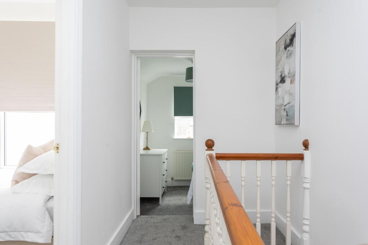 30 Percent Off Monthly Stays - City Centre - 3 Bedrooms St Albans المظهر الخارجي الصورة